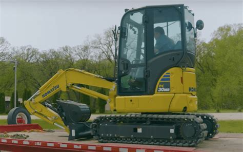 ship mini excavator|hauling an excavator.